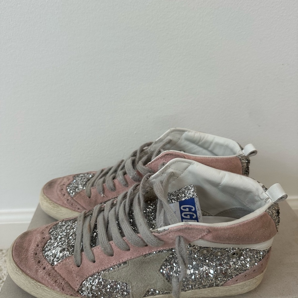 Golden Goose Sneakers